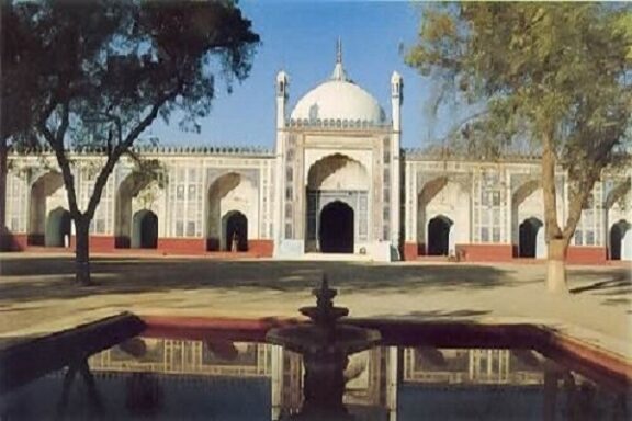 Mosque with Reflecting Pool Eidgah Mosque in Kabul focal point for major Islamic ceremonies and events in Kabul