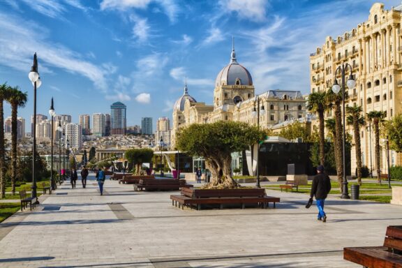 Fuzuli Street, Qis Park Baku