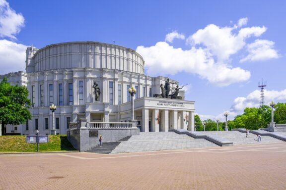 Bolshoi Opera and Ballet Theatre rebuilt after WW2 damages