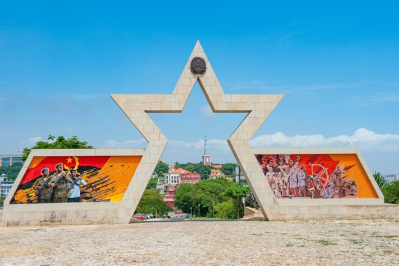 Civil War monument Luanda