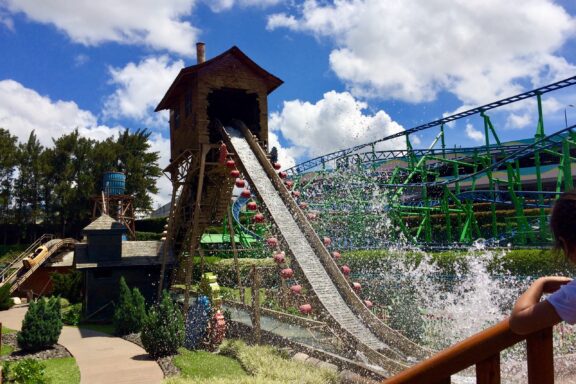 Water Splash at Amusement Park IRTRA Mundo Petapa Amusement Park in Guatemala City.