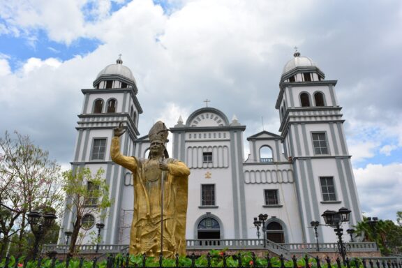 Basilica of Our Lady of Suyapa with Statue in Foreground The Basilica of Our Lady of Suyapa, Tegucigalpa