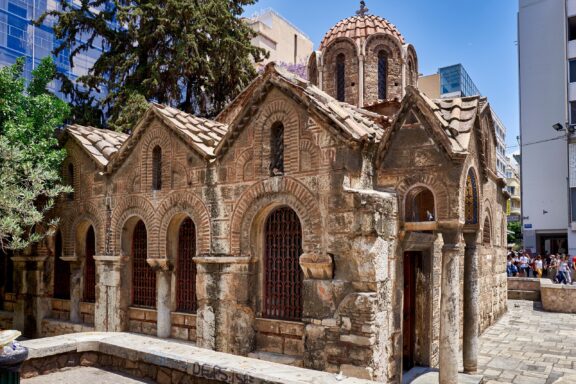 Church of Panaghia Kapnikarea, Byzantine period