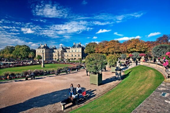 Jardin du Luxembourg, commissioned by Marie de Medici in 1612.