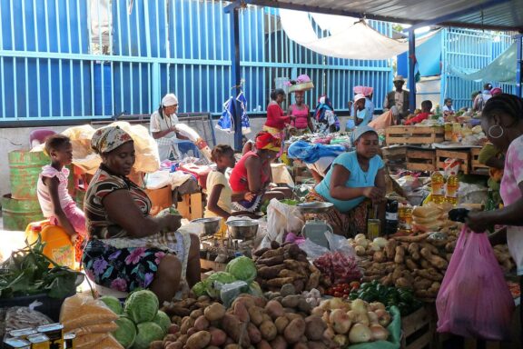 Local Vendors at a Busy Market in Praia Praia local vendors inside Sucupira Market