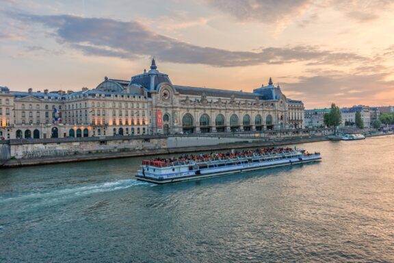 Musée d'Orsay on the banks of Seine