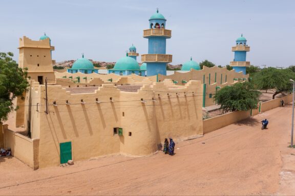 Zinder niger september 2013: african women in traditional muslim