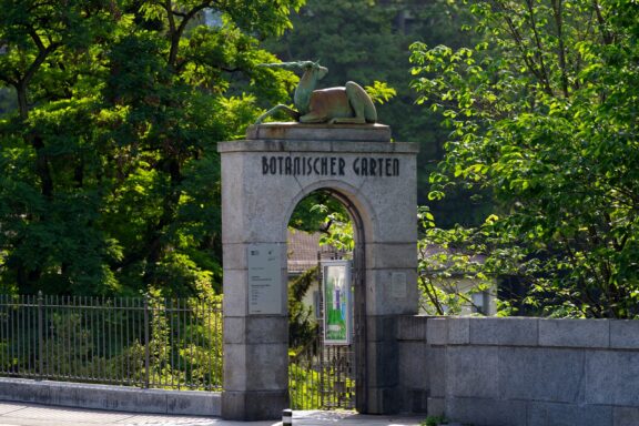 Entrance to the Bern Botanical Garden (Botanischer Garten Bern)