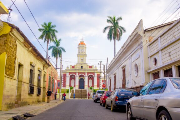 streets of Santa Ana in El Salvador