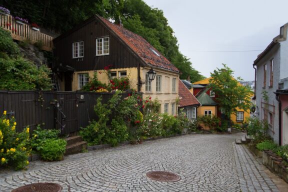 The cobblestone Telthusbakken Street