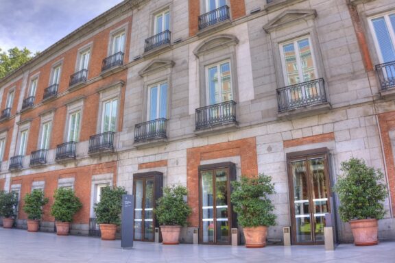 Entrance to the Thyssen-Bornemisza Museum