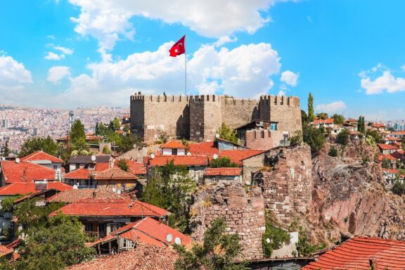 Ankara Castle, also known as Ankara Kalesi, is a historic fortification located in the heart of Ankara