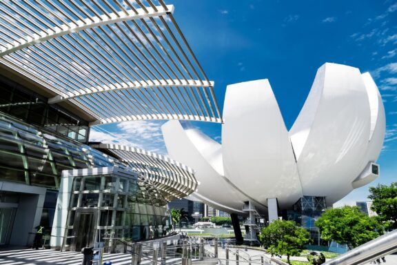 Modern Architecture of ArtScience Museum The ArtScience Museum, which structure resembles a lotus flower