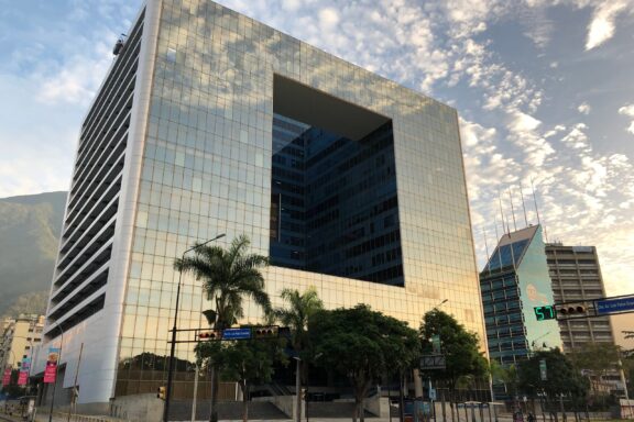 Modern Office Complex at the Avenida Francisco de Miranda