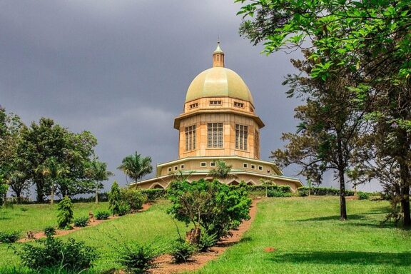 Baha'i House of Worship on a Cloudy Day The Baha'i House of Worship in Kampala, one of just three Baha'i Temples in Africa