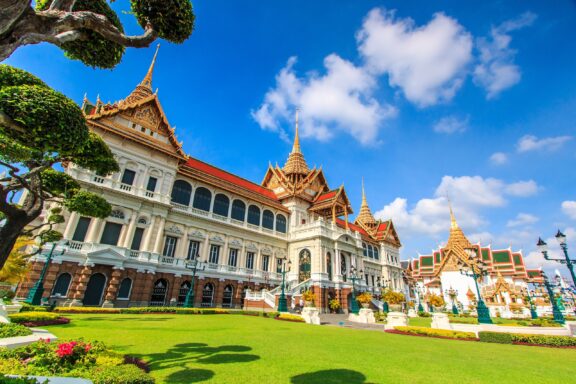 Grand Palace under Blue Sky he Grand Palace in Bangkok, the official residence of the Kings of Siam (and later Thailand) since 1782