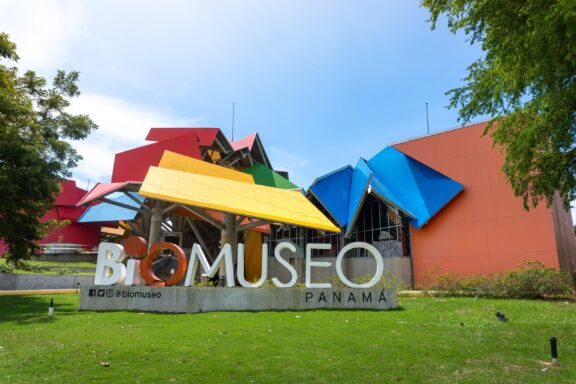 Colorful Biomuseo Building Facade in Panama Biomuseo, designed by renowned architect Frank Gehry