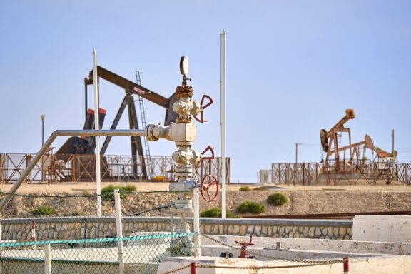 Oil Pump Jacks in Operation The First oil well in Bahrain, operational since 1932