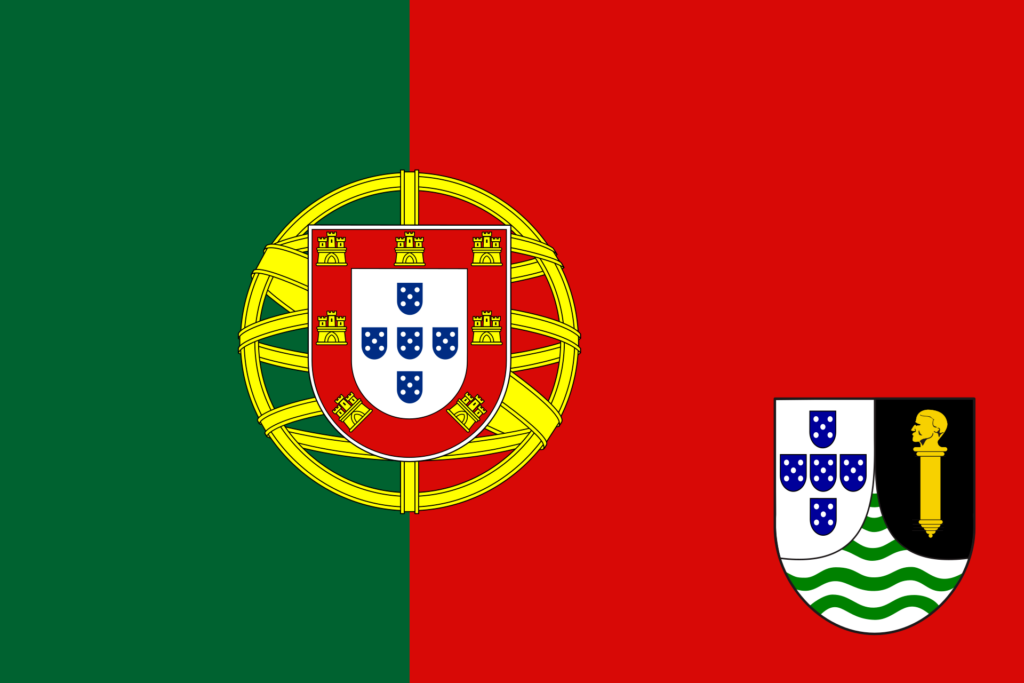 Flag of Portuguese Guinea with a vertical bicolour of green and red, featuring the Portuguese coat of arms on the left and a black emblem with a seashell on the right.