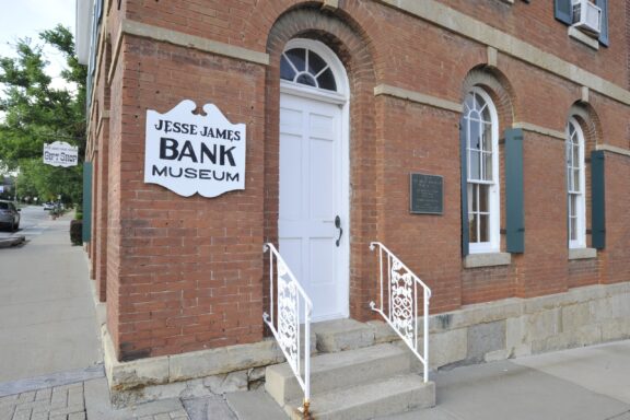 The brick façade of the Jesse James Bank Museum in Liberty, Missouri.