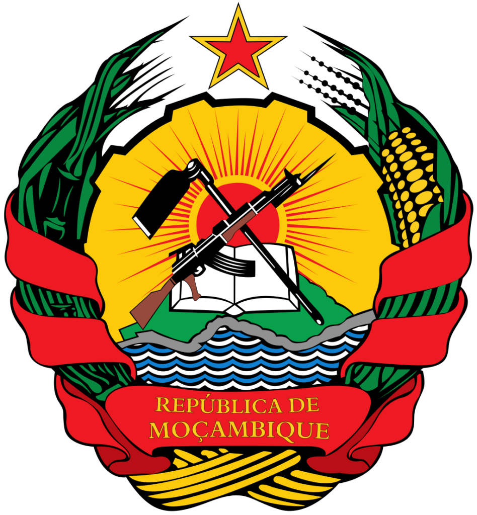 Coat of arms of Mozambique featuring a red star, crossed rifles, an open book, and a hoe over a map of the country, surrounded by sugar cane and maize, with the ocean at the base and the country's name below.