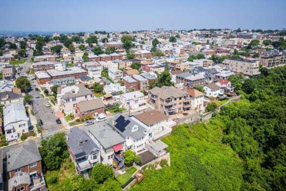 An aerial view of houses in Edgewater, New Jersey.