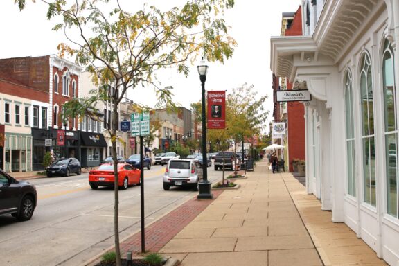 Small shops line a street in Lancaster, Ohio