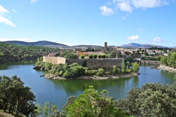 Buitrago del Lozoya, Spain's walled narrative along riverbanks