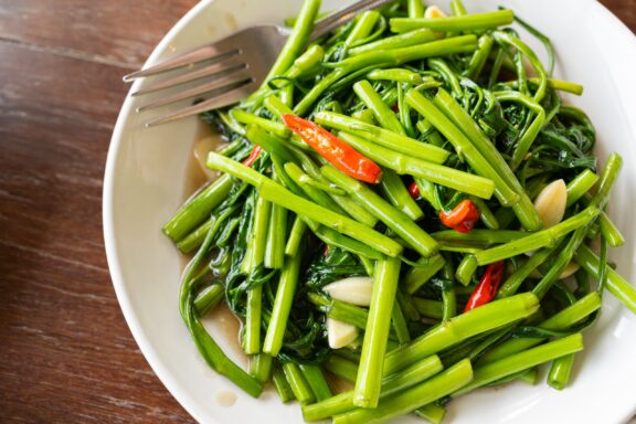 Fried morning glory light: Pad pak boong is a Thai traditional dish