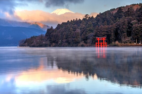 Hakone's fusion of natural wonders and cultural treasures