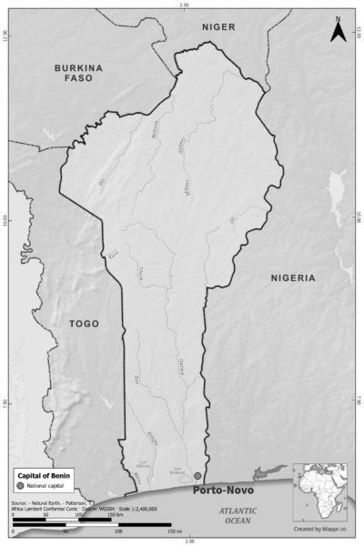 Black and white map of Benin highlighting Porto-Novo as the capital, with neighboring countries.