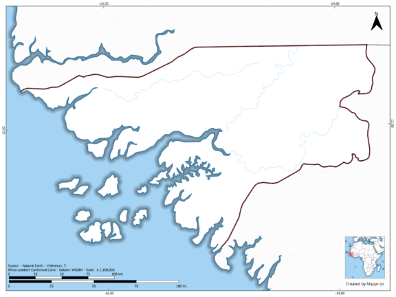 Blank map of Guinea Bissau showing borders and no labels, in color.