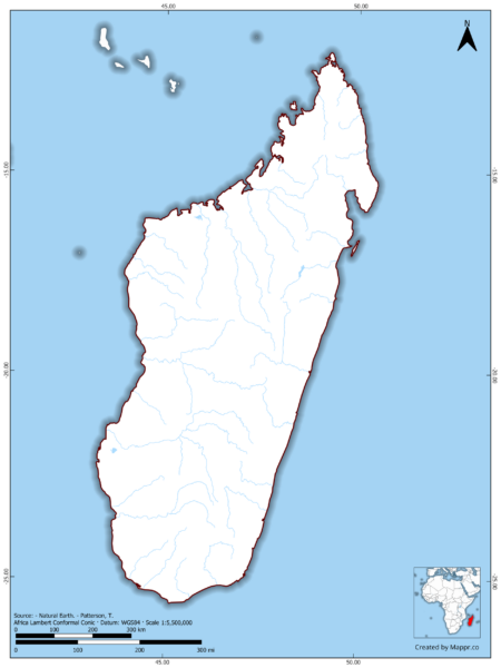 Blank map of Madagascar showing borders and no labels, in color.