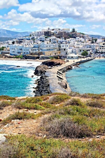 Naxos, a harmonious blend of sandy beaches and ancient temples