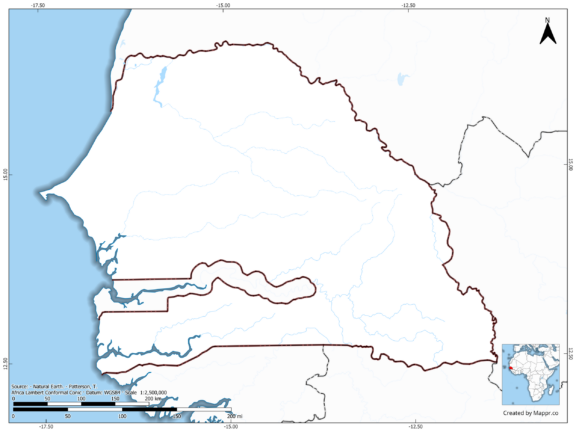 Blank map of Senegal showing borders and no labels, in color.